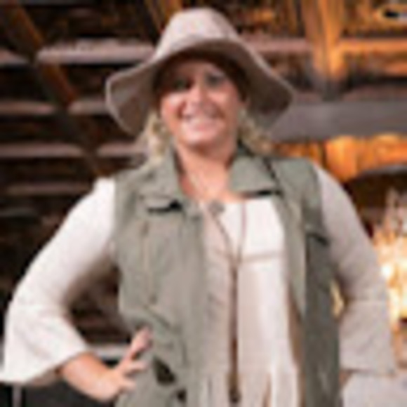 Meet your Posher, Kenzie - Picture 1 of 1